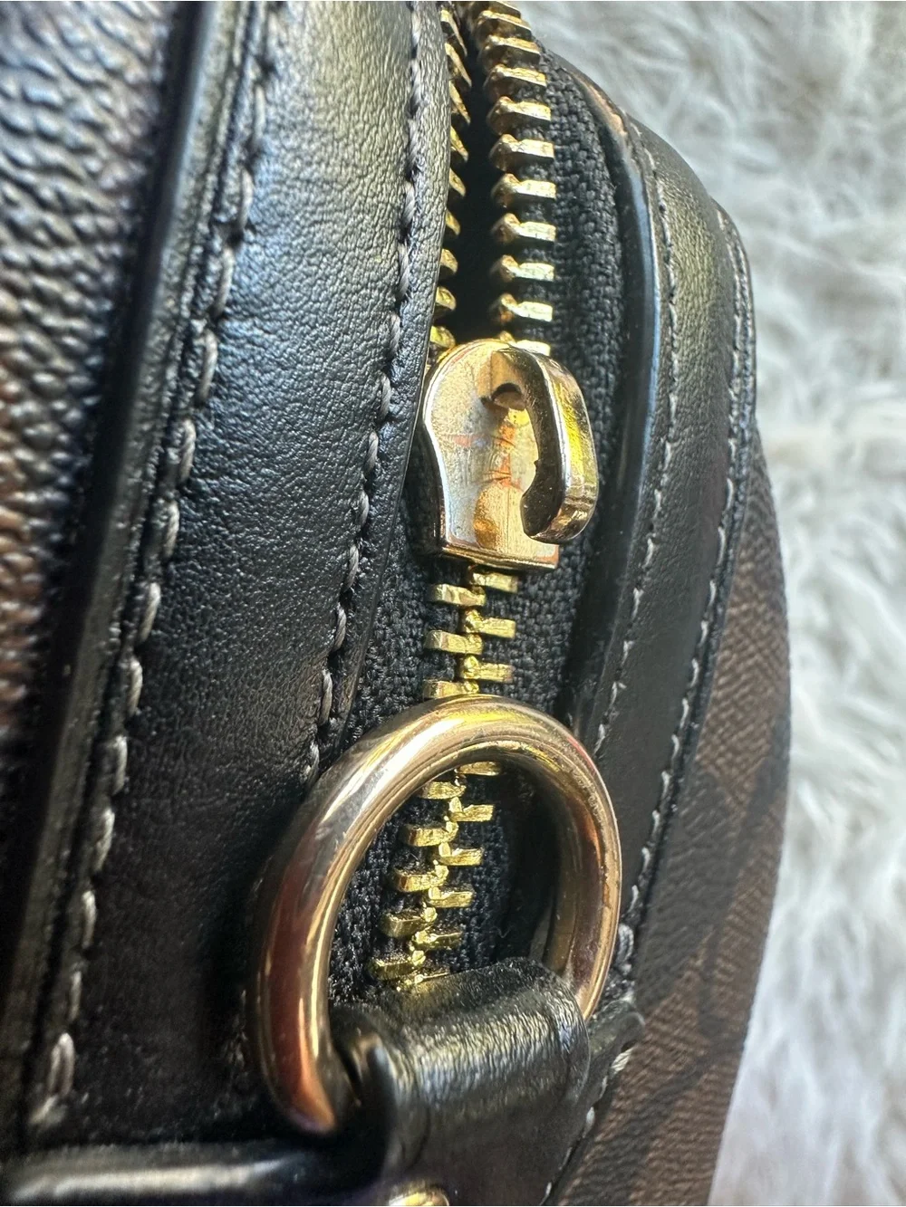 Coach signature Rowan Black Brown Mini Satchel with Gold Logo missing strap